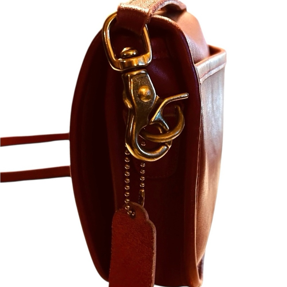 Vintage Coach Turn-Lock Classic Red Leather Pocket Purse Crossbody Bag - Picture 4 of 12